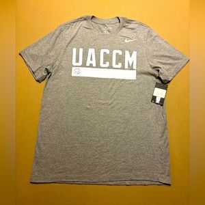 New Mens Nike T-shirt UACCM Timberwolves Large University of Arkansas Morrilton